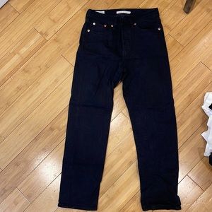 Levis Wedgie Straight Black size 25, cropped
